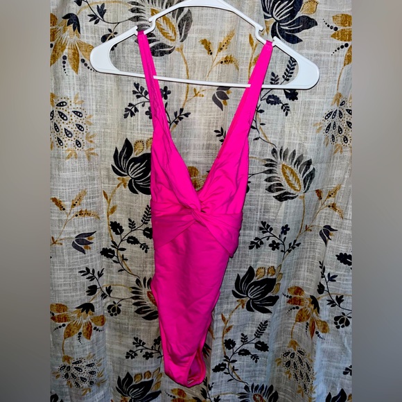 Swim Bundle 💗💗💗 - Picture 4 of 7